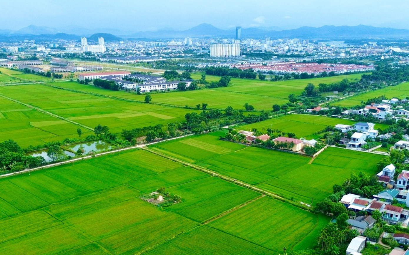 Huế tồn kho hơn 1.500 căn nhà ở tại các dự án bất động sản - Ảnh 1