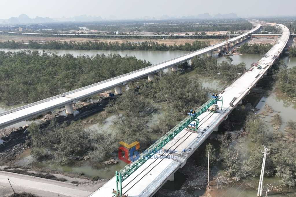Siêu dự án 6.400 tỷ đồng: "Mạch giao thông vàng" nối liền Quảng Ninh với vùng tam giác kinh tế phía Bắc - Ảnh 4