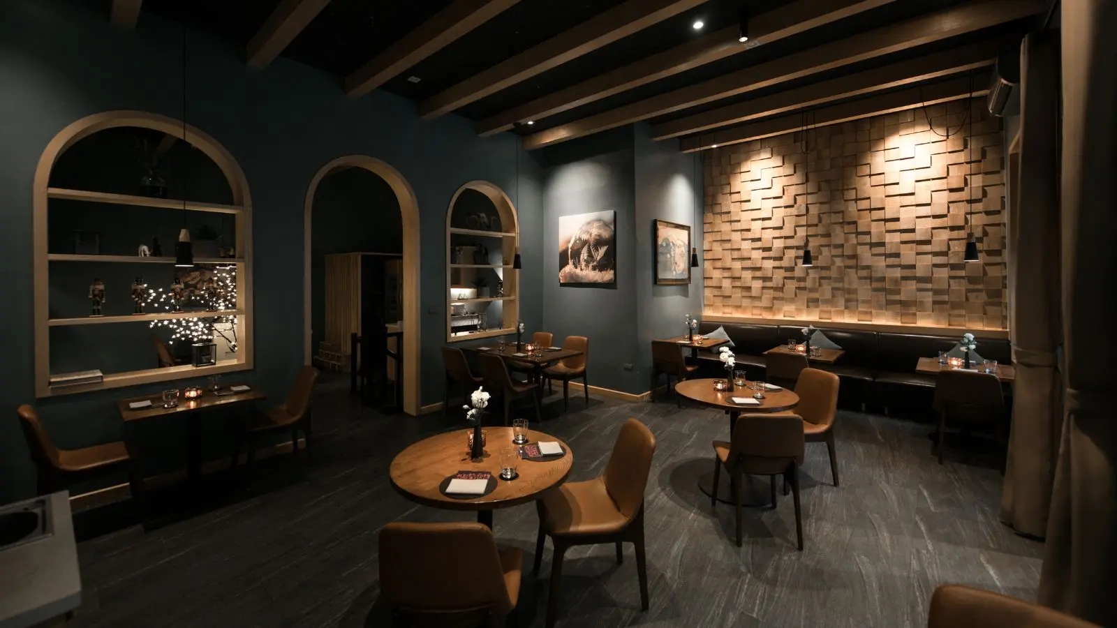 Chủ một nhà hàng Michelin cao cấp tại Hà Nội bị truy tố vì trốn thuế - Ảnh 1