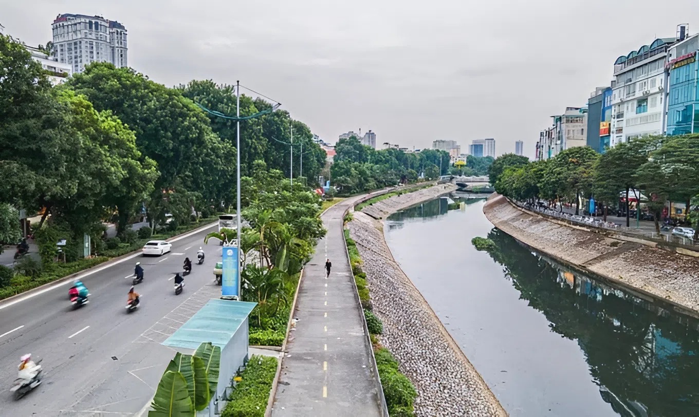 Cảnh choáng ngợp trên con sông hơn 2.000 năm tuổi ở Hà Nội sau khi Tập đoàn top đầu Việt Nam "hồi sinh" - Ảnh 11