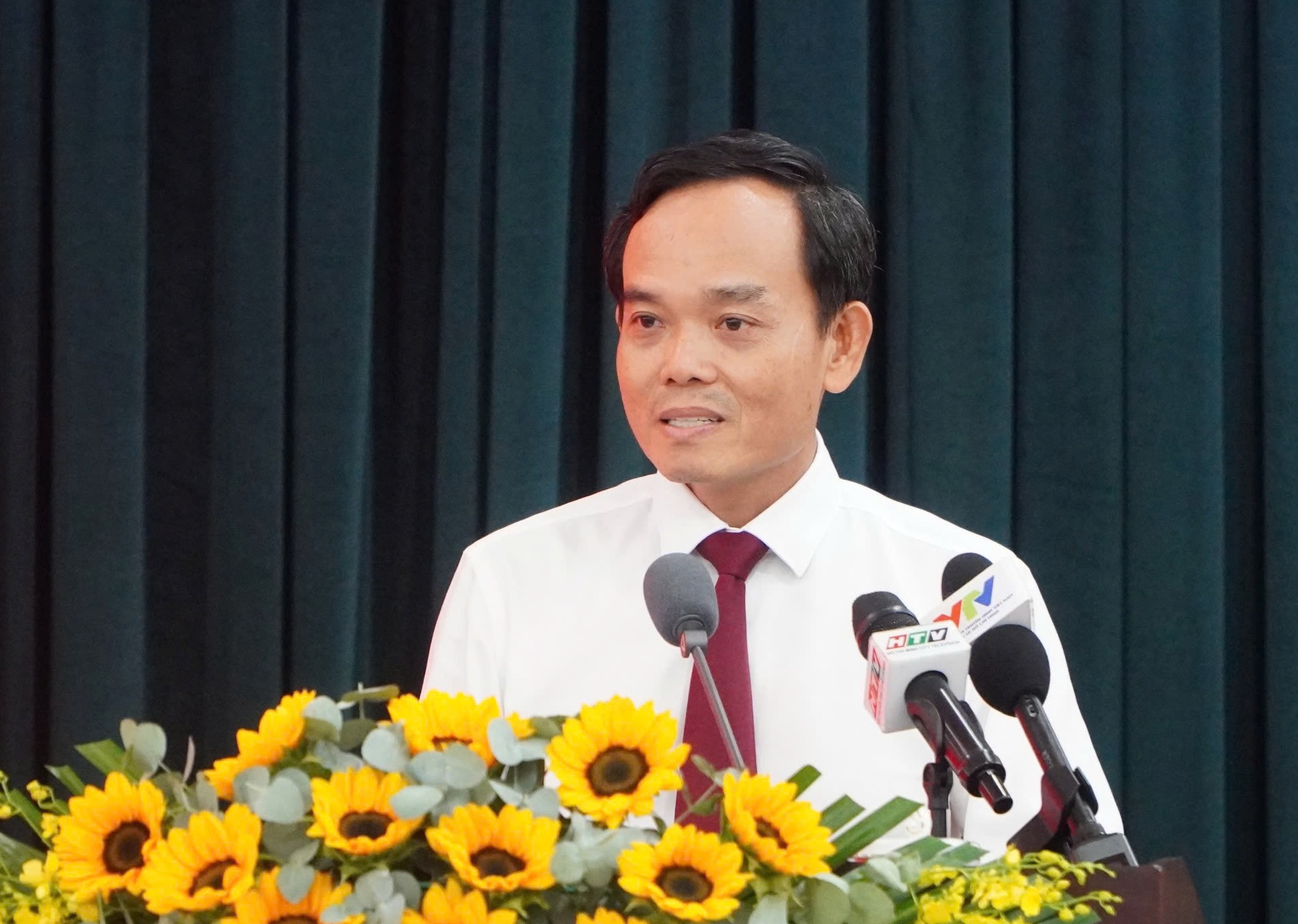 Bí thư Trần Lưu Quang: Không có việc TP HCM tiếp tục sắp xếp phường, xã - Ảnh 1