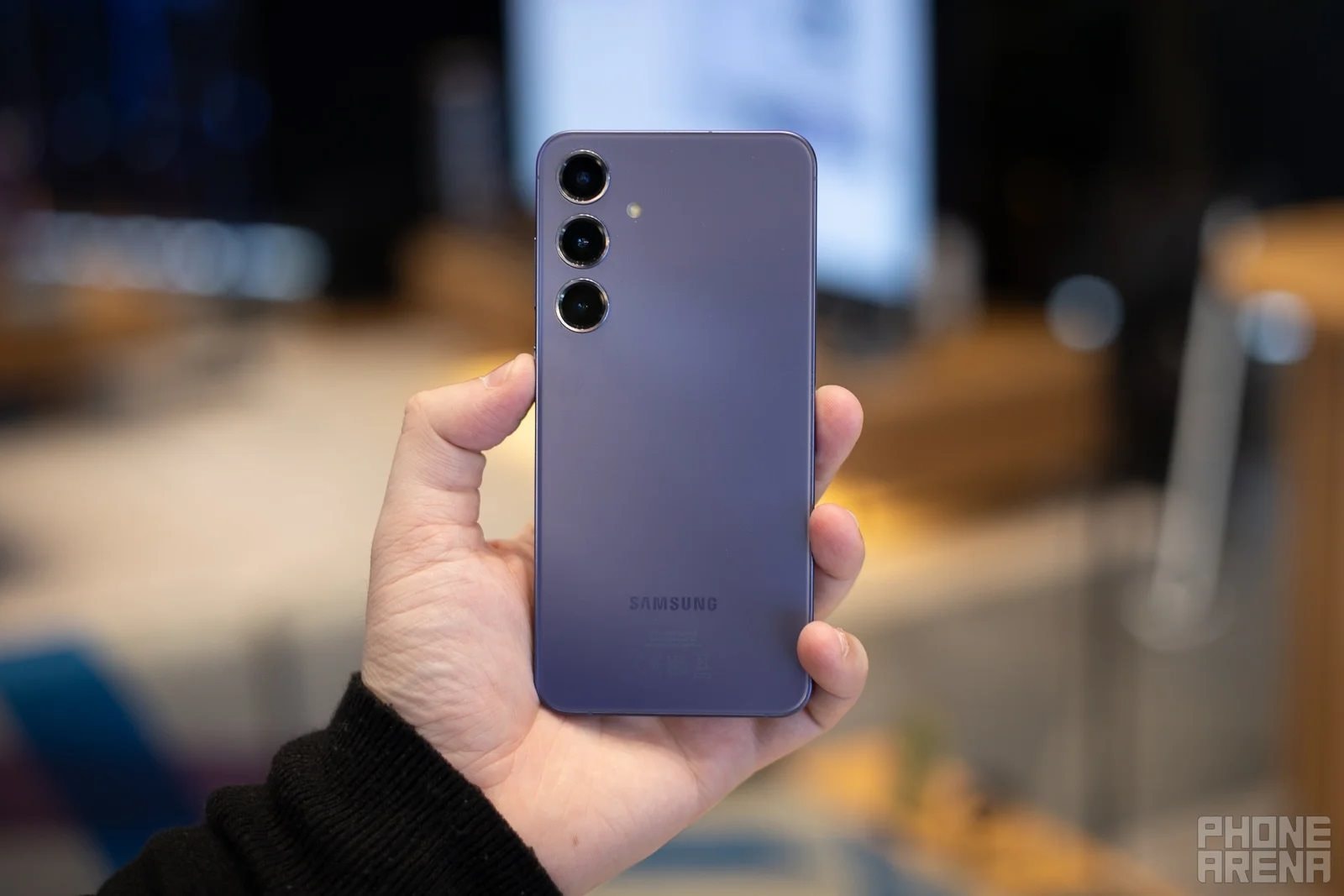 Giảm đến 10 triệu ở Việt Nam, điện thoại cao cấp Samsung giờ rẻ như máy tầm trung: Dùng 6 năm nữa vẫn tốt - Ảnh 2