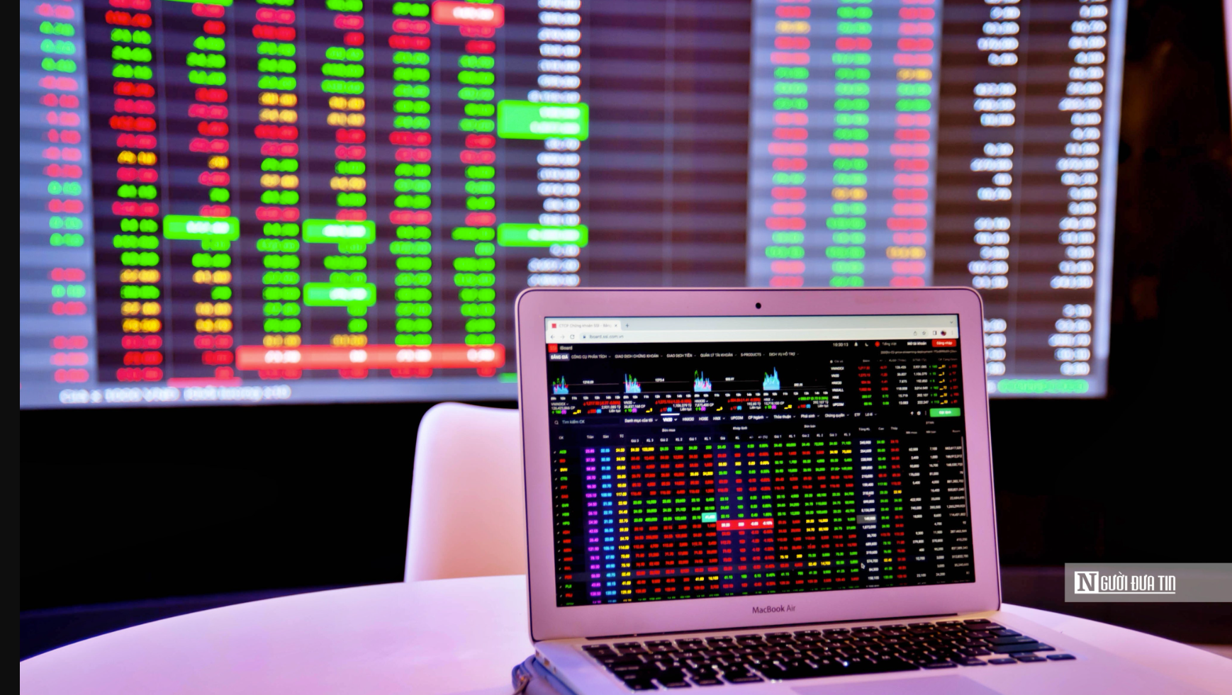 Bộ Tài chính đang lấy ý kiến dự thảo Thông tư về chứng quyền có bảo đảm - Ảnh 1