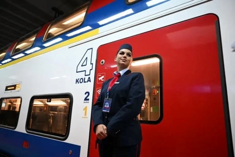 Quốc gia châu Âu "đặt cược" vào đường sắt cao tốc Trung Quốc: Thành quả nhận về vừa đẹp vừa rẻ đến khó tin - Ảnh 1