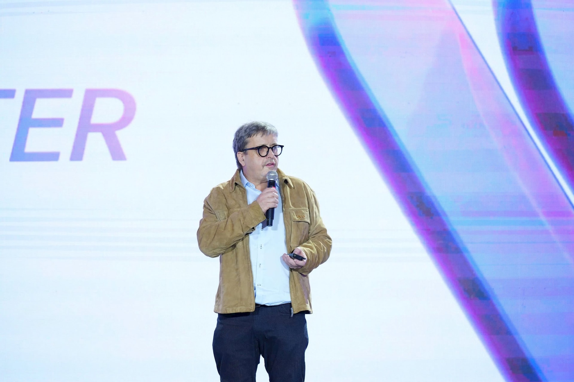 Chứng khoán VPS hé mở chương mới “Vượt trội và Khác biệt” sau IPO, mã chứng khoán dự kiến VCK - Ảnh 2