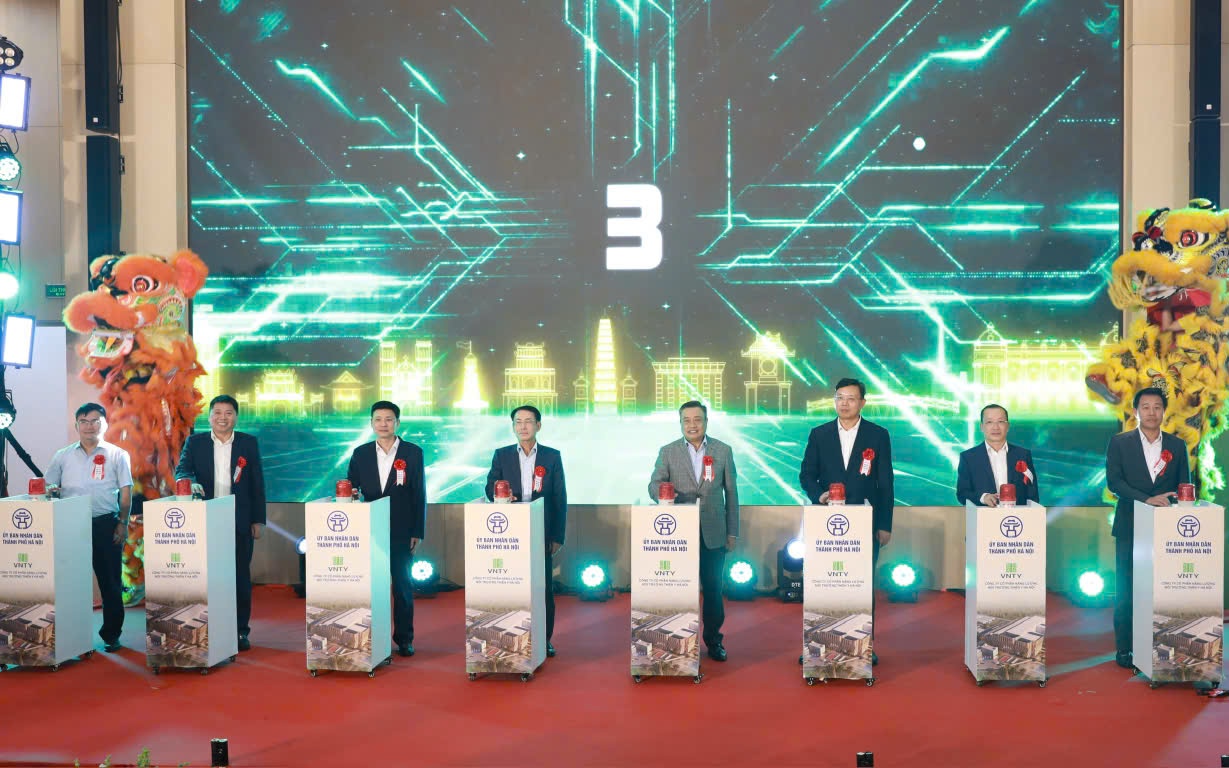 Hà Nội khánh thành nhà máy điện rác lớn nhất Đông Nam Á - Ảnh 1