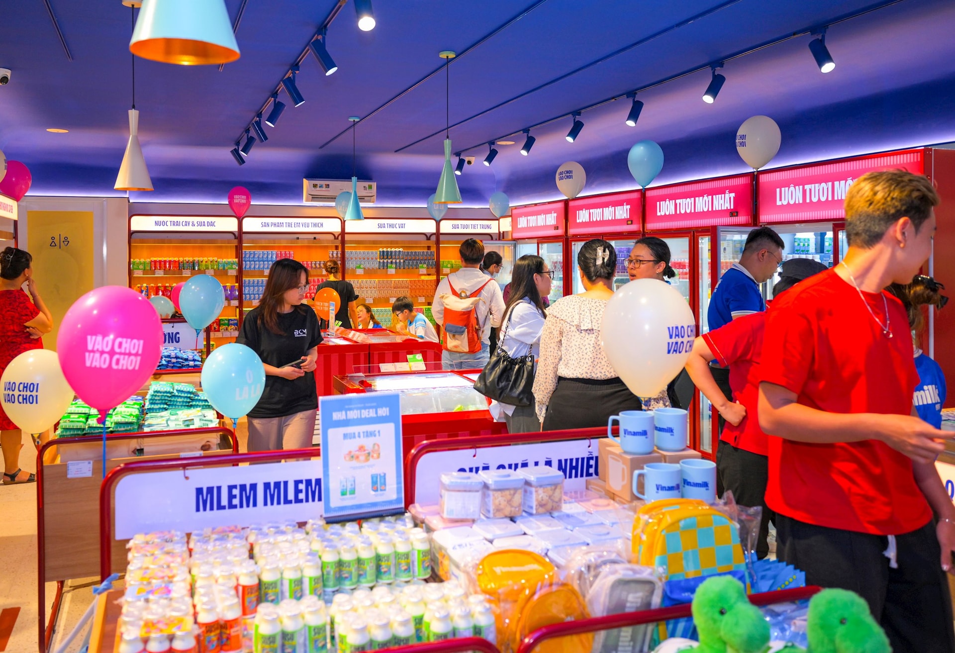 Vinamilk: Tổng doanh thu hợp nhất quý 3 tiến sát cột mốc 17 nghìn tỷ đồng - Ảnh 3