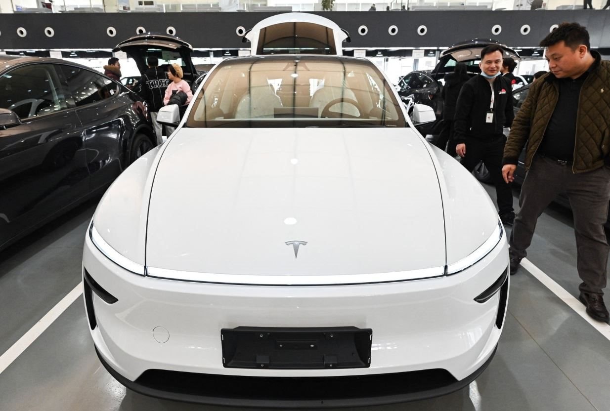 Tesla lần đầu công bố phiên bản xe điện giá rẻ: Lời hứa 7 năm sắp thành hiện thực - Ảnh 2