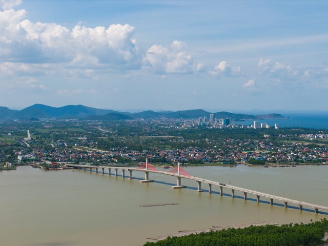 Diện mạo mới của cực tăng trưởng phát triển bậc nhất Bắc Trung Bộ - Ảnh 7