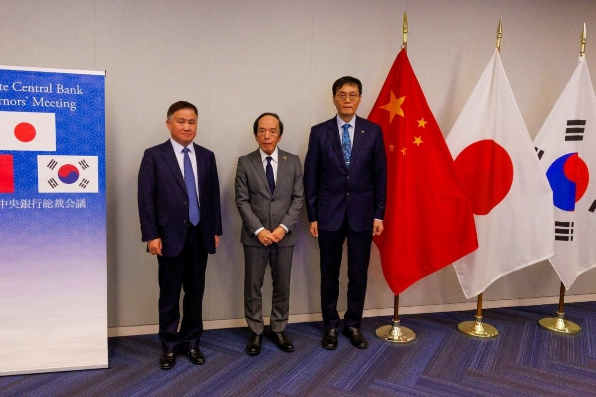 Giữa căng thẳng với Mỹ, nền kinh tế lớn nhất BRICS tìm cách bắt tay 2 đồng minh của Washington nhằm 'thoát ly' đô la Mỹ, kỳ vọng tạo 'bom tấn' giữa 3 nước chiếm 1/4 GDP toàn cầu - Ảnh 1