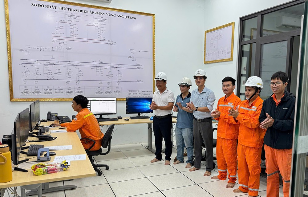 Hoàn thành toàn bộ dự án Trạm biến áp 220kV Vũng Áng và đấu nối - Ảnh 1