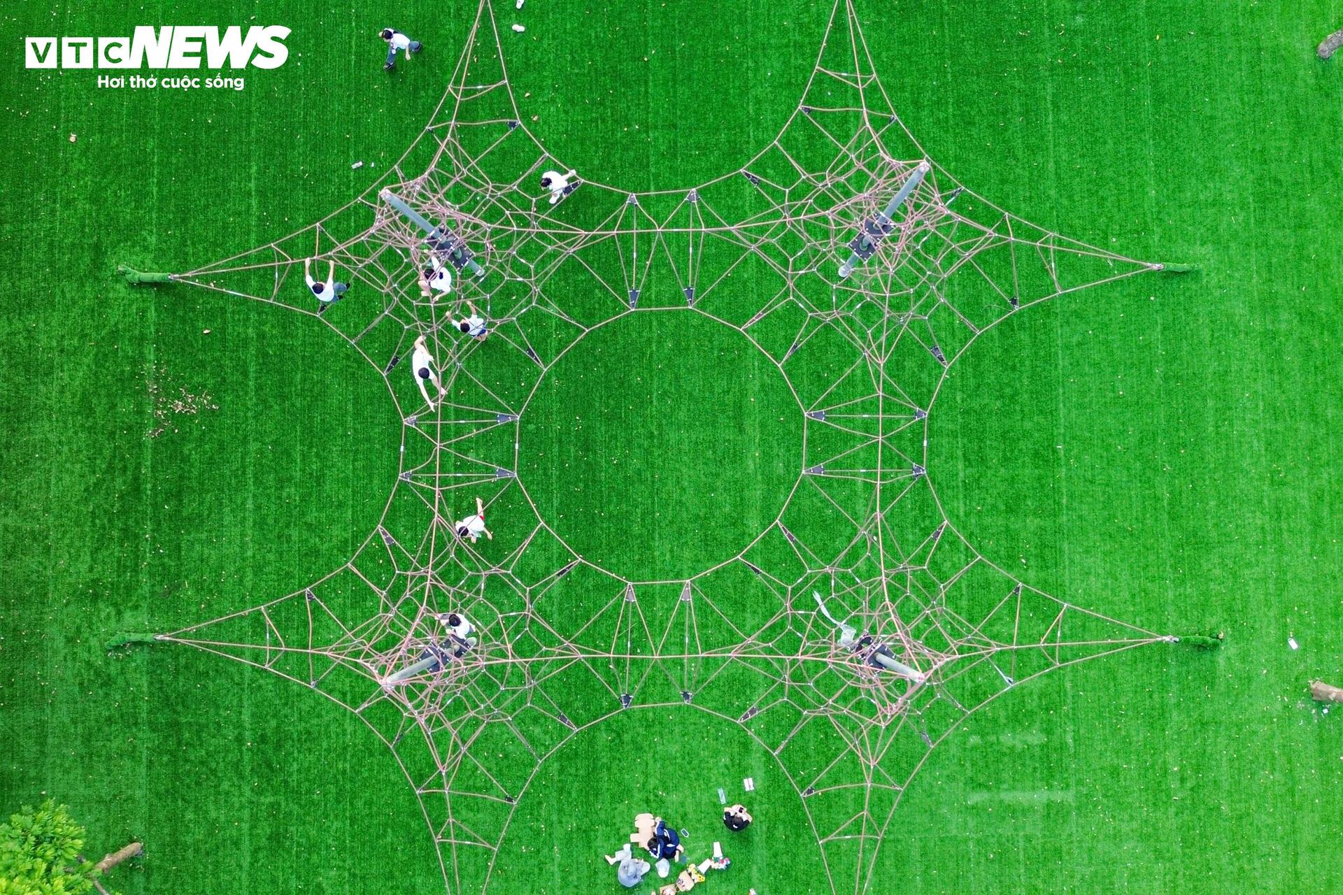 Được đầu tư cải tạo 66 tỷ đồng, công viên ở Hà Nội khang trang, khác lạ - Ảnh 8