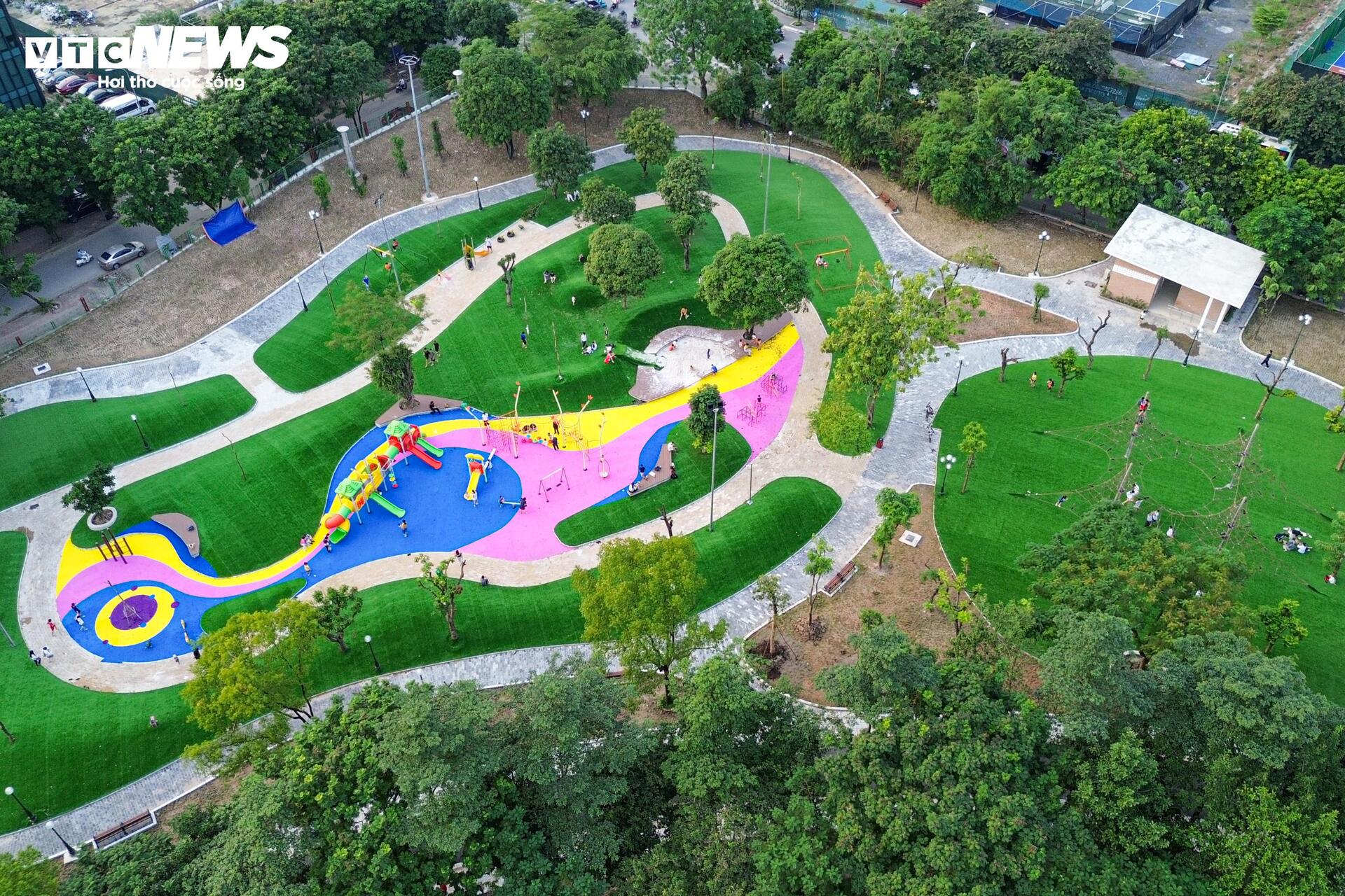 Được đầu tư cải tạo 66 tỷ đồng, công viên ở Hà Nội khang trang, khác lạ - Ảnh 7