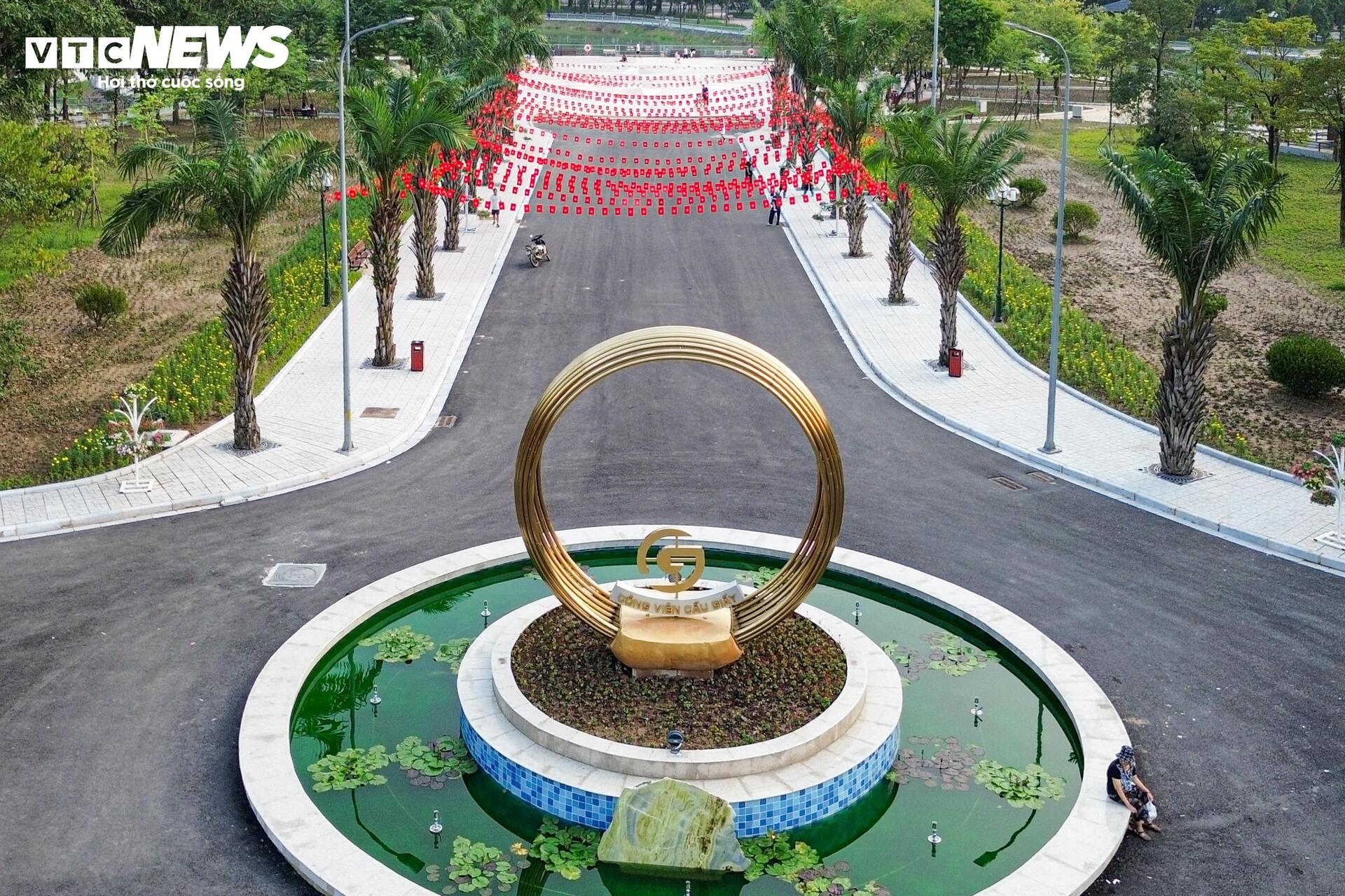 Được đầu tư cải tạo 66 tỷ đồng, công viên ở Hà Nội khang trang, khác lạ - Ảnh 5