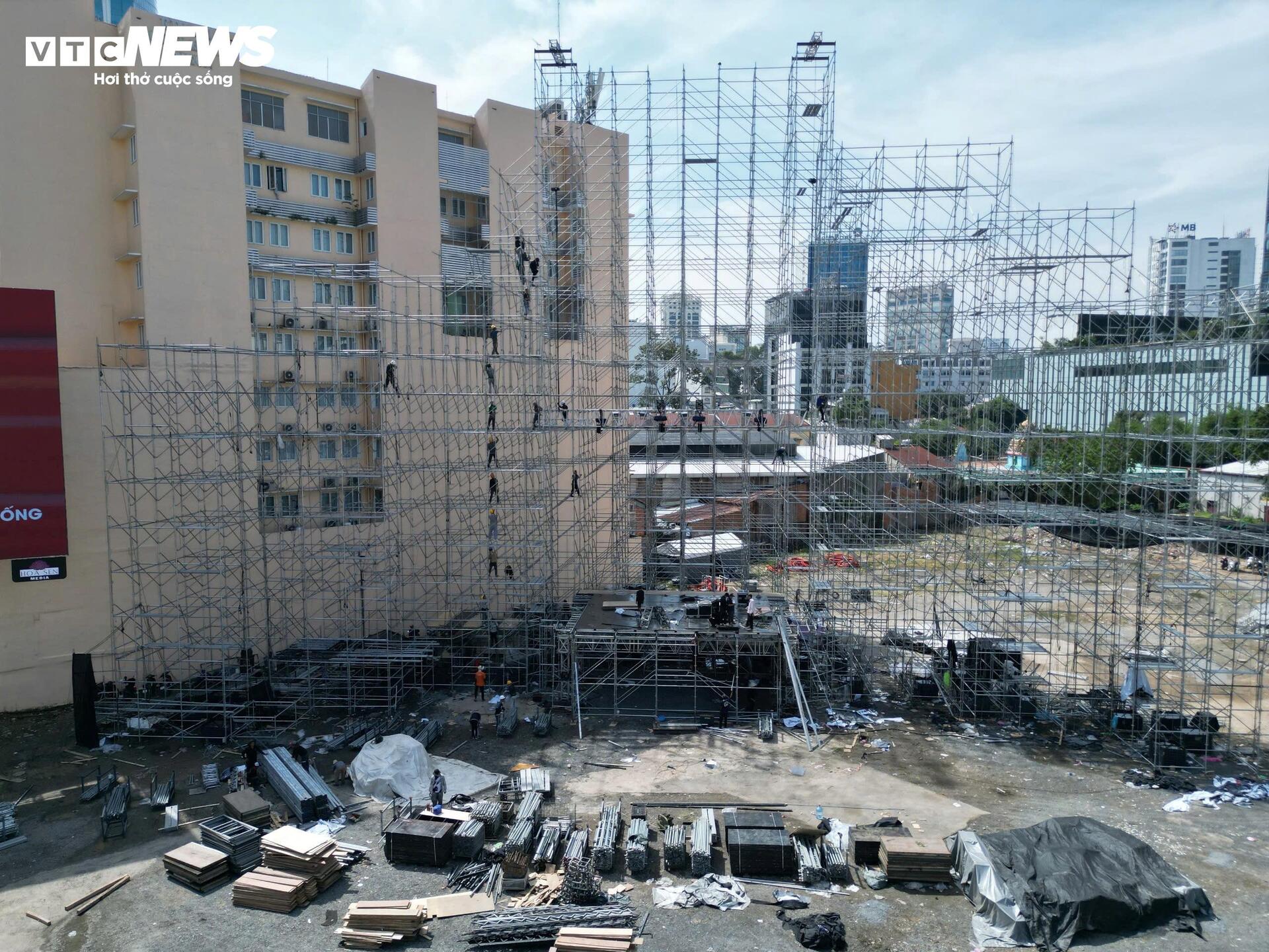 Cận cảnh khu đất 'vàng' bỏ hoang gần 10 năm giữa trung tâm TP.HCM - Ảnh 14