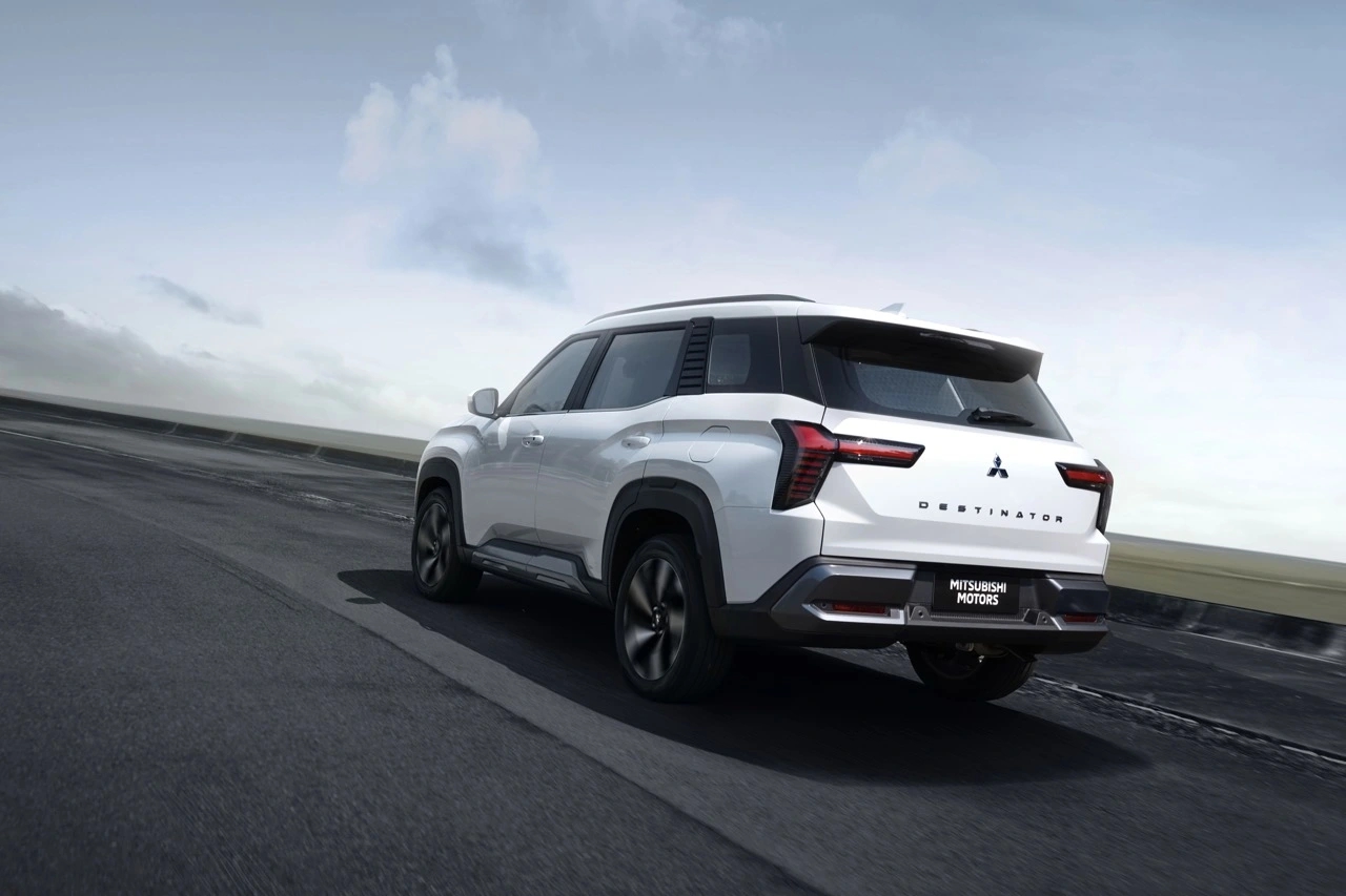 Mitsubishi Destinator chốt ra mắt Việt Nam cuối năm kèm thông tin ‘hot’: Khuyến mãi hàng chục triệu đồng, máy turbo, có chế độ lái đặc biệt - Ảnh 4