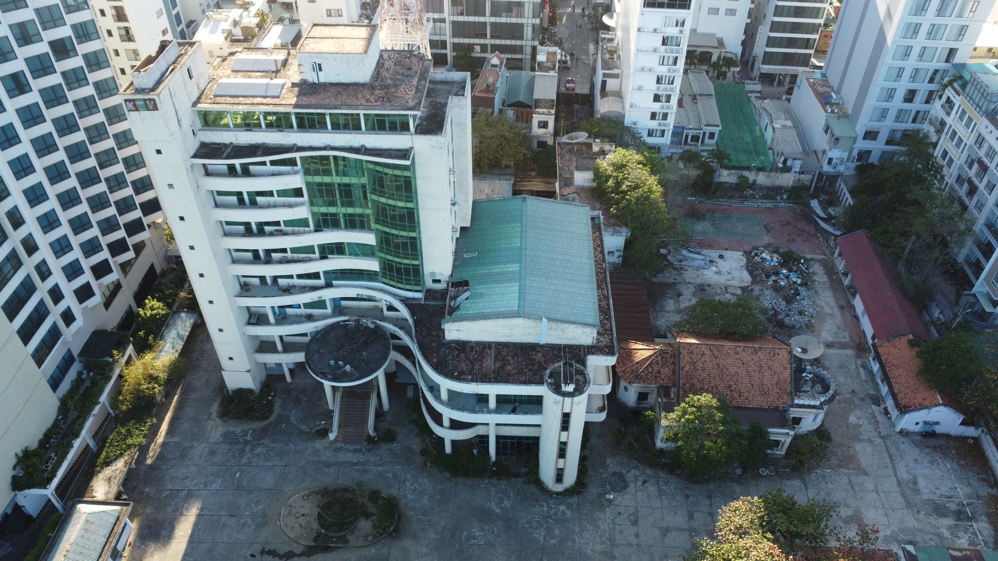 Số phận loạt dự án "đất vàng" ven biển Nha Trang - Ảnh 1