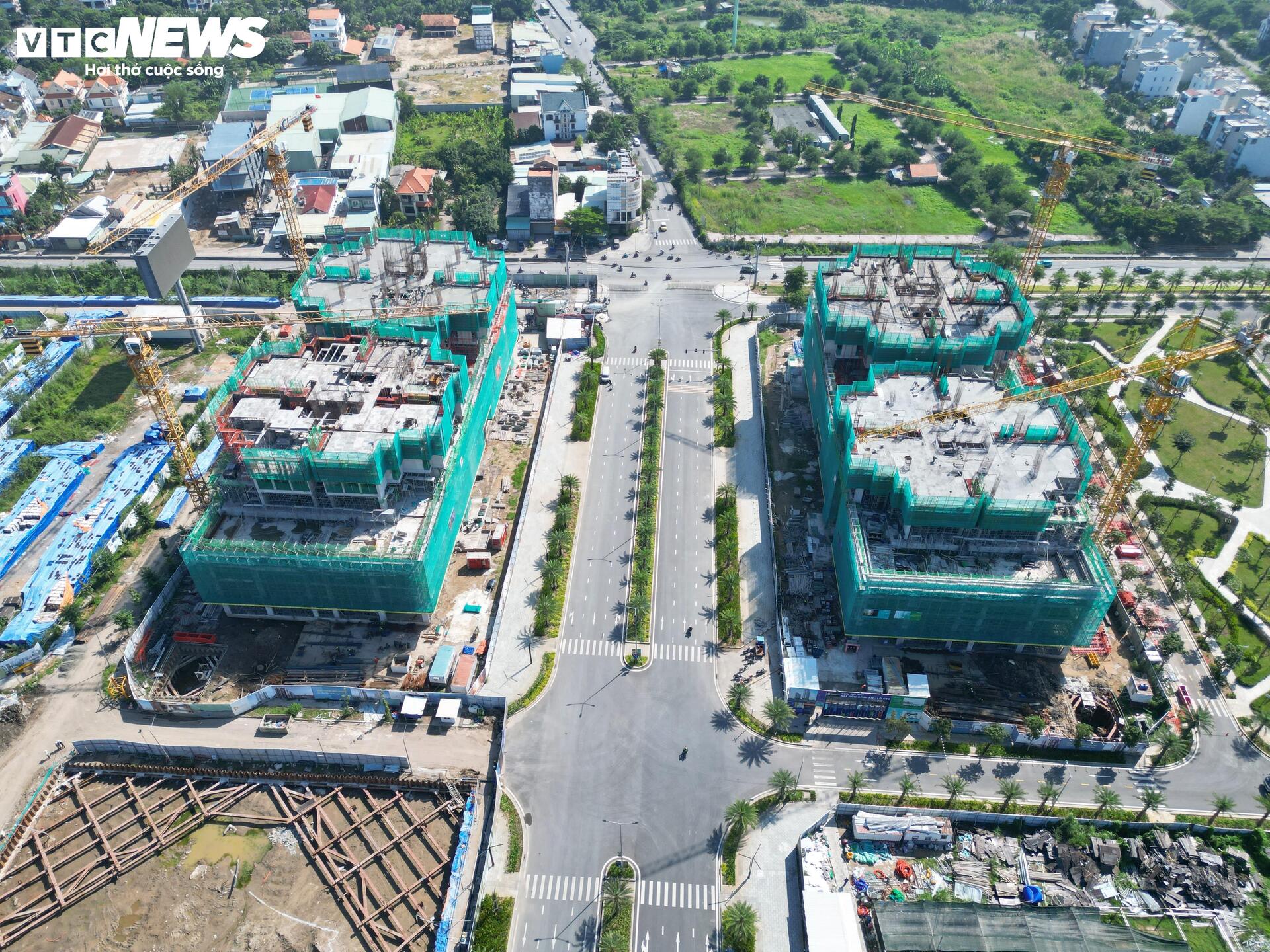 Cận cảnh đường Liên Phường sắp về đích, giảm áp lực giao thông khu Đông TP.HCM - Ảnh 12