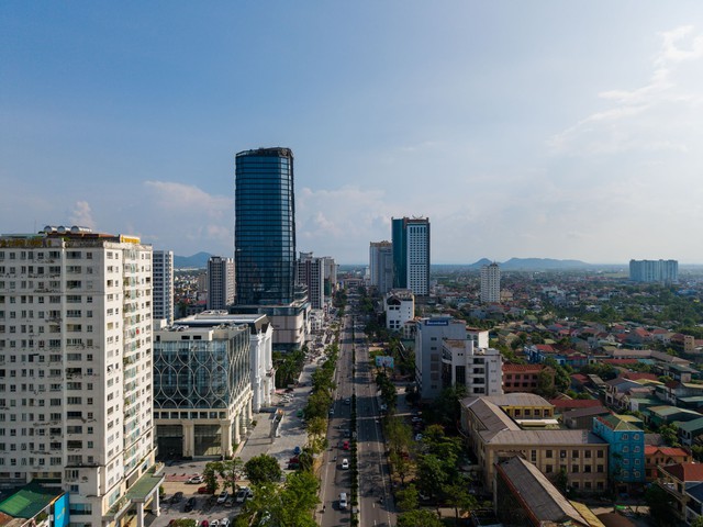 Diện mạo mới của cực tăng trưởng phát triển bậc nhất Bắc Trung Bộ - Ảnh 1