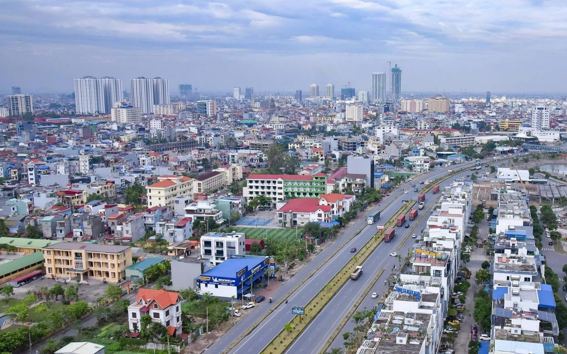 Tin vui cho hàng triệu người dân Hải Phòng: Sắp có tuyến đường hơn 19.000 tỷ đồng đi qua 9 xã, phường kết nối 2 trung tâm đô thị và loạt khu công nghiệp - Ảnh 1