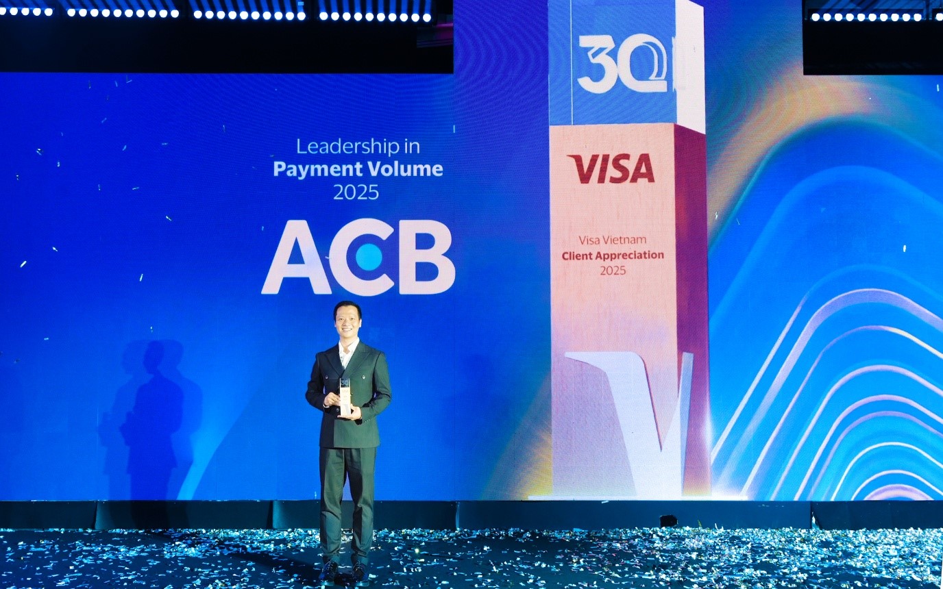 ACB tiếp tục dẫn đầu thị phần thẻ Visa 2025 và bước nhảy sáng tạo về thanh toán số - Ảnh 2