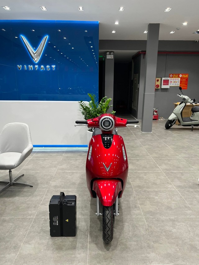 VinFast Evo Grand ồ ạt về đại lý: Cùng khoảng giá 20 triệu đồng, khác gì Evo200 mà nhiều người lăn tăn? - Ảnh 1