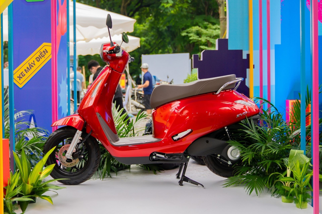 VinFast Evo Grand ồ ạt về đại lý: Cùng khoảng giá 20 triệu đồng, khác gì Evo200 mà nhiều người lăn tăn? - Ảnh 3