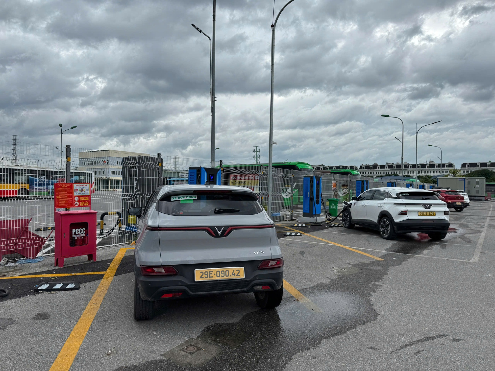 ‘Quy mô trạm sạc lớn ở Việt Nam đứng số một Đông Nam Á, có điểm hơn cả châu Âu’ - Ảnh 8
