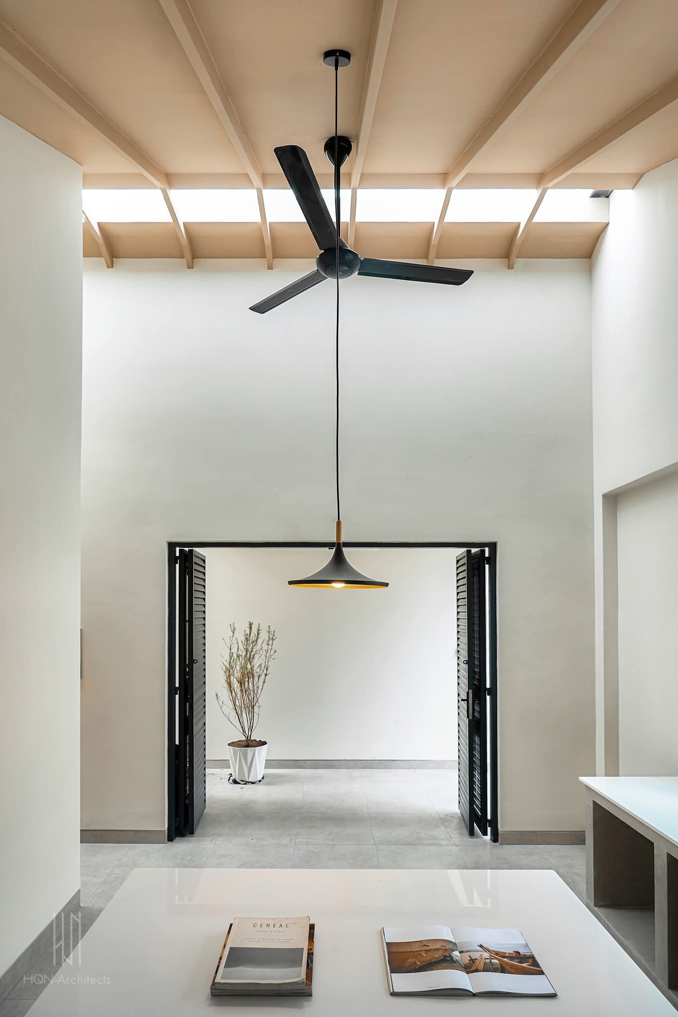 Nhà 85m2 có sân vườn lấy ánh sáng - Ảnh 10