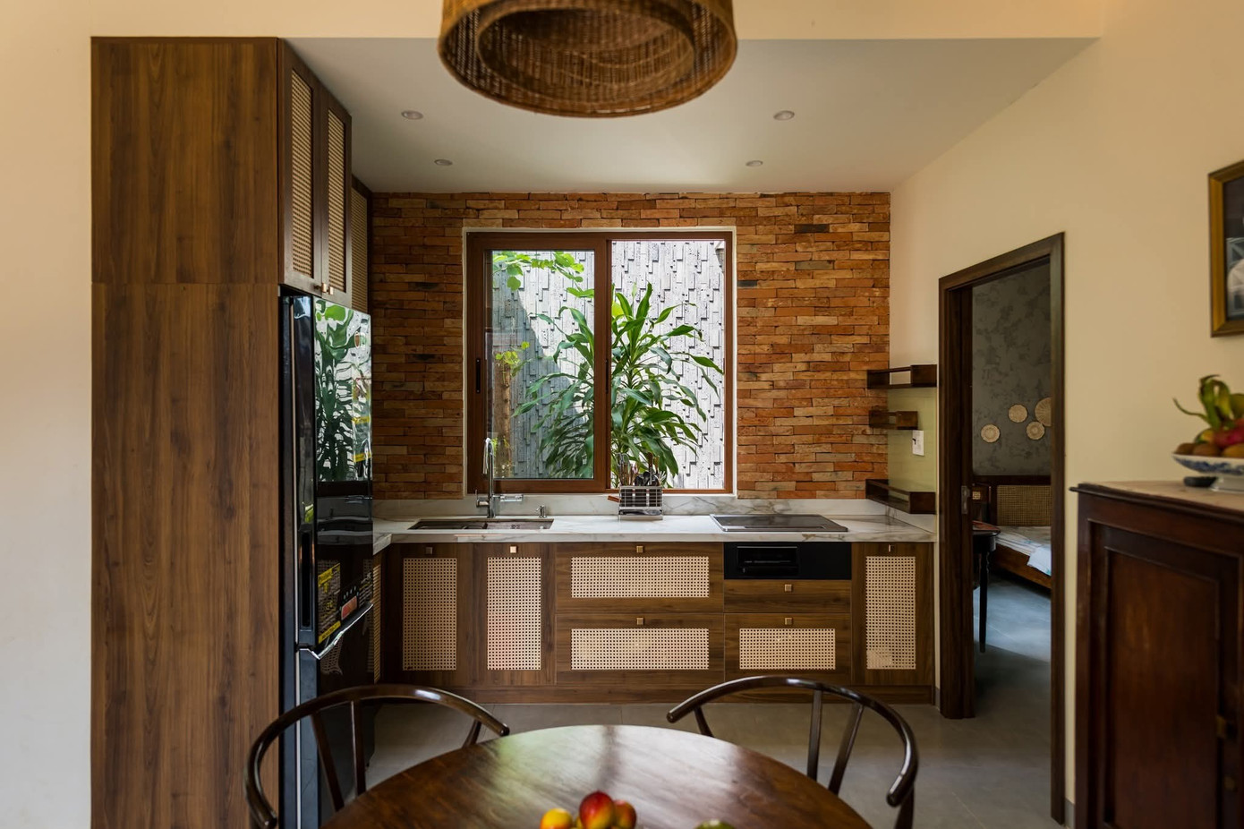 Thiết kế ngôi nhà 80m2 đầy ắp 'ký ức' con gái tặng mẹ - Ảnh 12