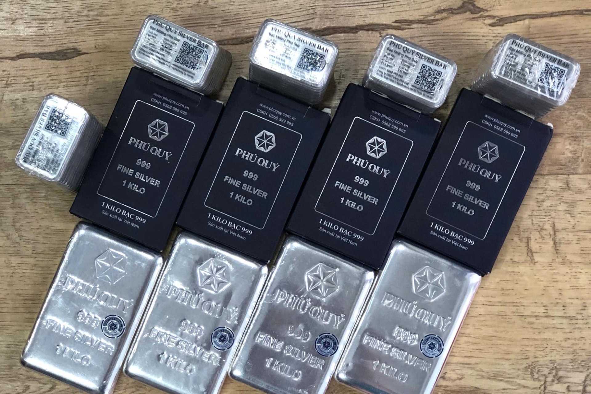 Giá bạc quay đầu giảm sau khi bất ngờ tăng vọt - Ảnh 1