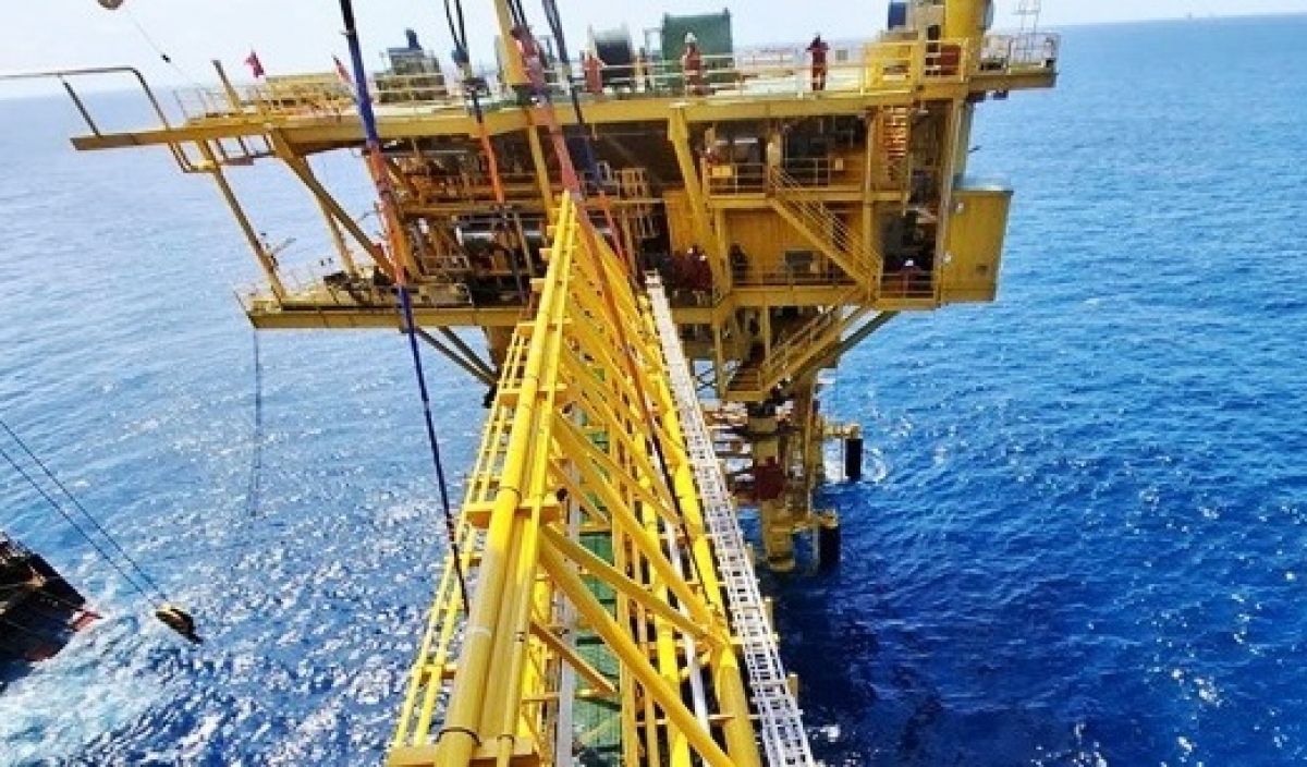 Kỳ tích trên biển: Liên doanh hơn 40 năm tuổi lập kỷ lục khai thác mỏ "vàng đen" sớm 65 ngày - Ảnh 1