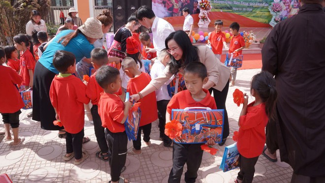 SHB nhiều năm trong TOP đóng góp ngân sách quốc gia, tích cực đồng hành hoạt động an sinh xã hội - Ảnh 8