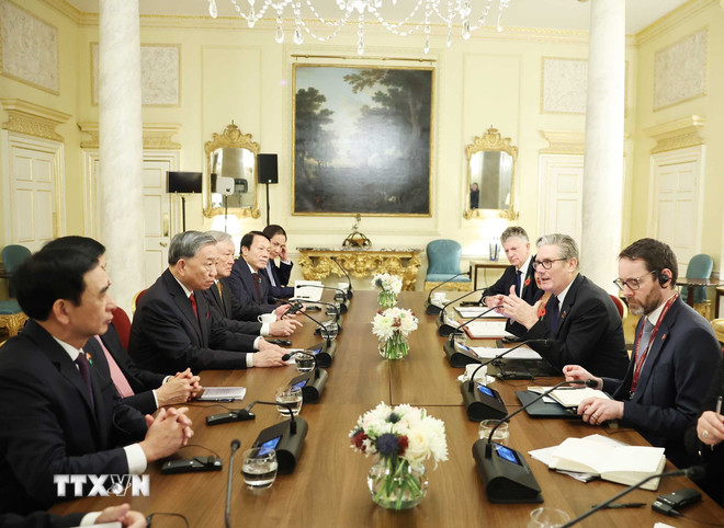 Việt Nam-Anh nâng cấp quan hệ lên Đối tác chiến lược toàn diện - Ảnh 2