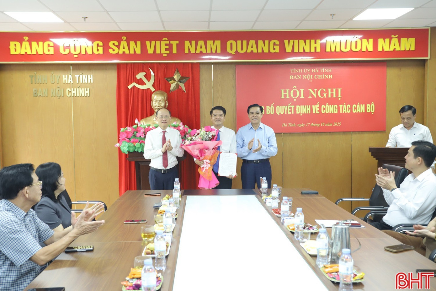 Điều động, bổ nhiệm, bầu nhân sự ở 6 tỉnh, thành - Ảnh 4