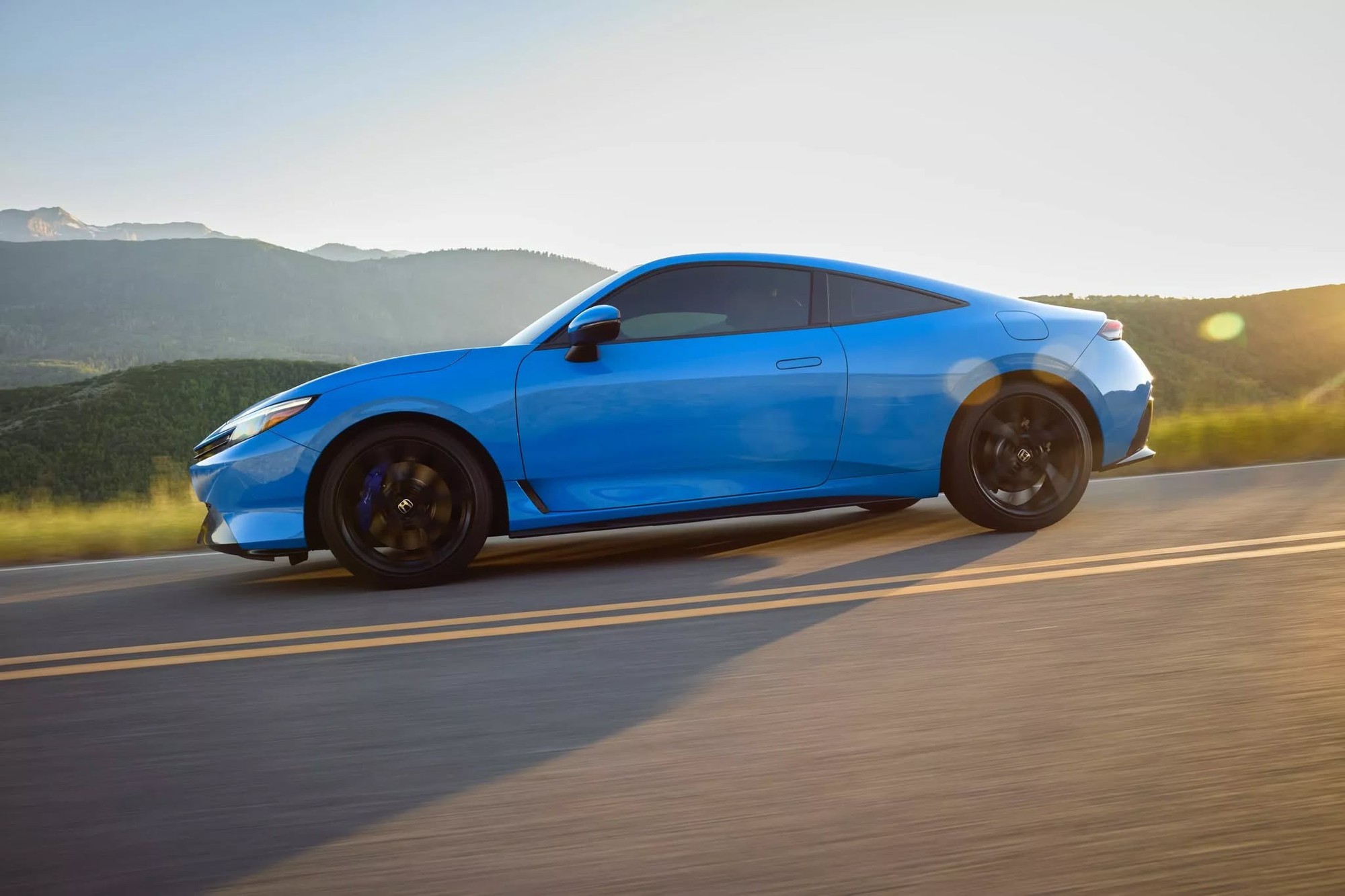 Mẫu xe thể thao nhiều điểm chung với Honda Civic này vừa ra mắt 1 tháng đã nhận 2.400 đơn hàng: Gấp 8 lần dự kiến, điều bất ngờ là khách hàng chủ yếu đã lớn tuổi - Ảnh 10