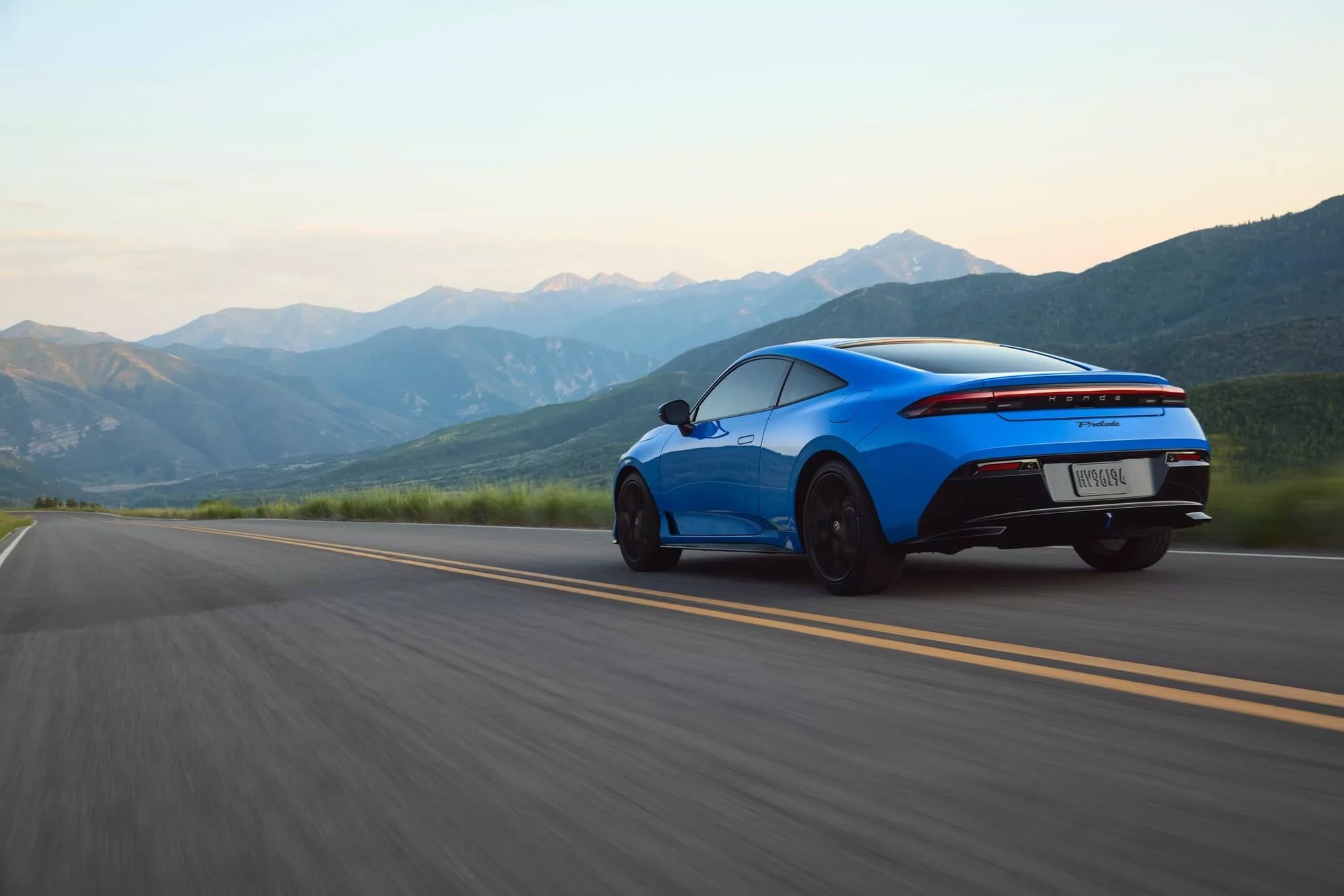 Mẫu xe thể thao nhiều điểm chung với Honda Civic này vừa ra mắt 1 tháng đã nhận 2.400 đơn hàng: Gấp 8 lần dự kiến, điều bất ngờ là khách hàng chủ yếu đã lớn tuổi - Ảnh 11