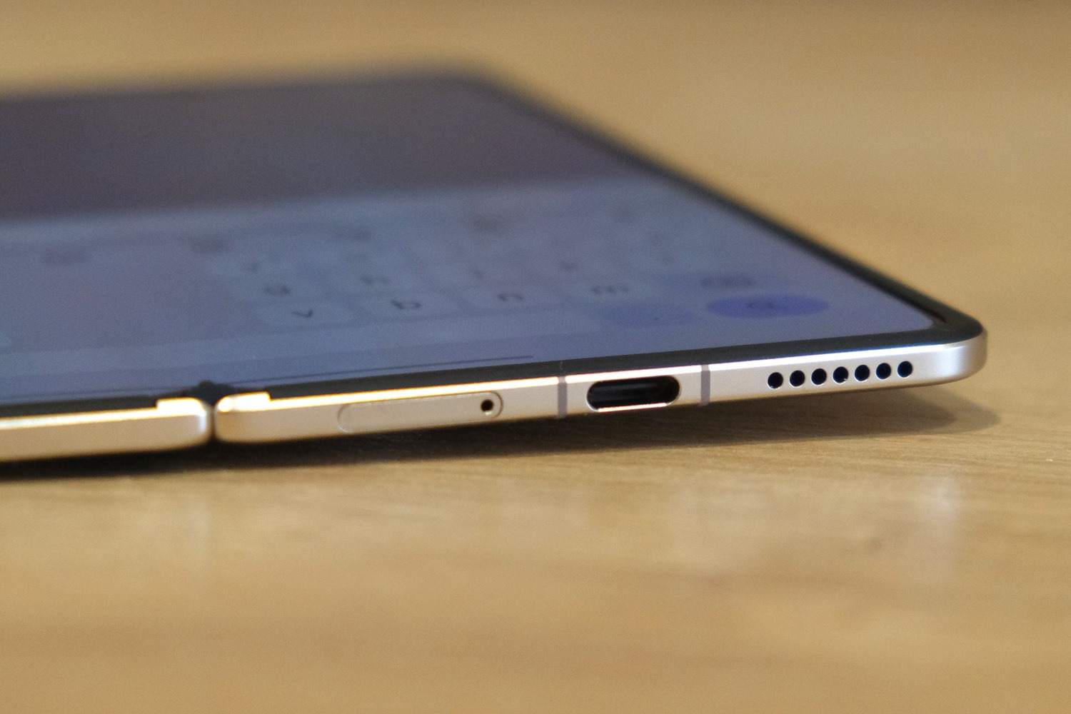 HONOR Magic V5 về Việt Nam: Smartphone gập mỏng nhất, giá 44 triệu đối đầu Galaxy Z Fold7 - Ảnh 7