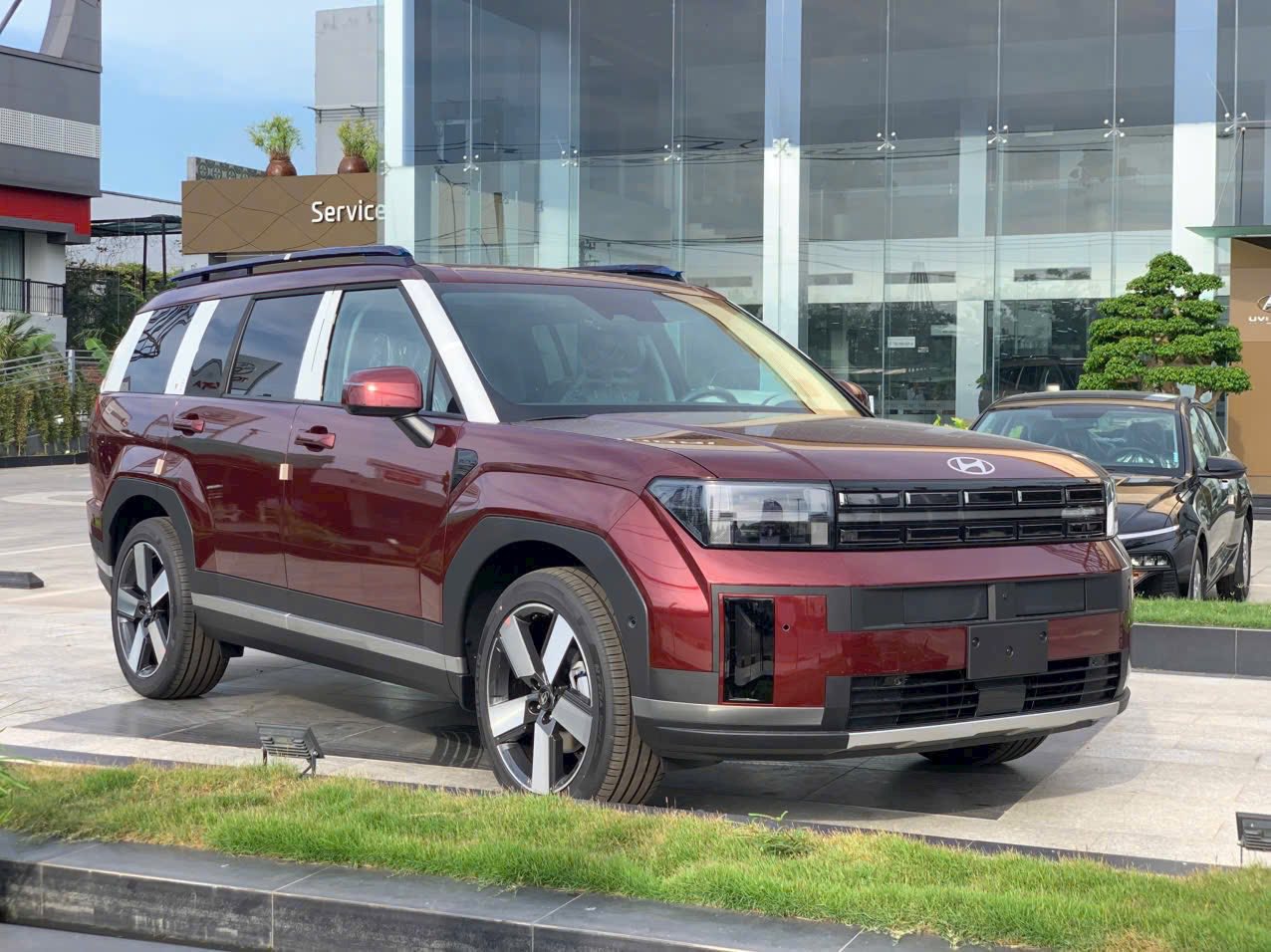 Không chỉ chính hãng, hàng loạt đại lý Hyundai giảm giá hàng chục triệu đồng cho cả i10, Venue… - Ảnh 3