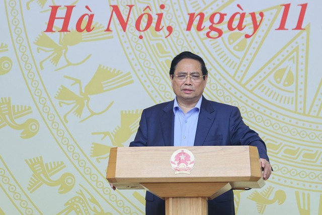 Thủ tướng: NƠXH không phải nằm ở nơi "khỉ ho cò gáy", đất "đầu thừa đuôi thẹo"…NƠXH không chỉ là nhà cao tầng mà còn có thể là nhà thấp tầng - Ảnh 1