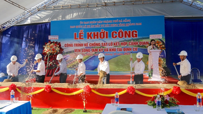 Đà Nẵng khởi công dự án chống sạt lở gần trăm tỷ dọc sông Tam Kỳ - Ảnh 1