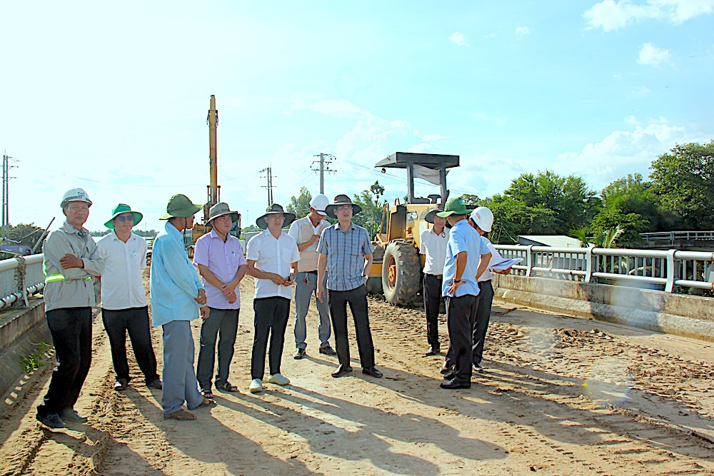 Lãnh đạo Đồng Tháp thúc tiến độ dự án ĐT.857, tuyến tránh Cao Lãnh và bến phà An Phong - Tân Bình - Ảnh 1