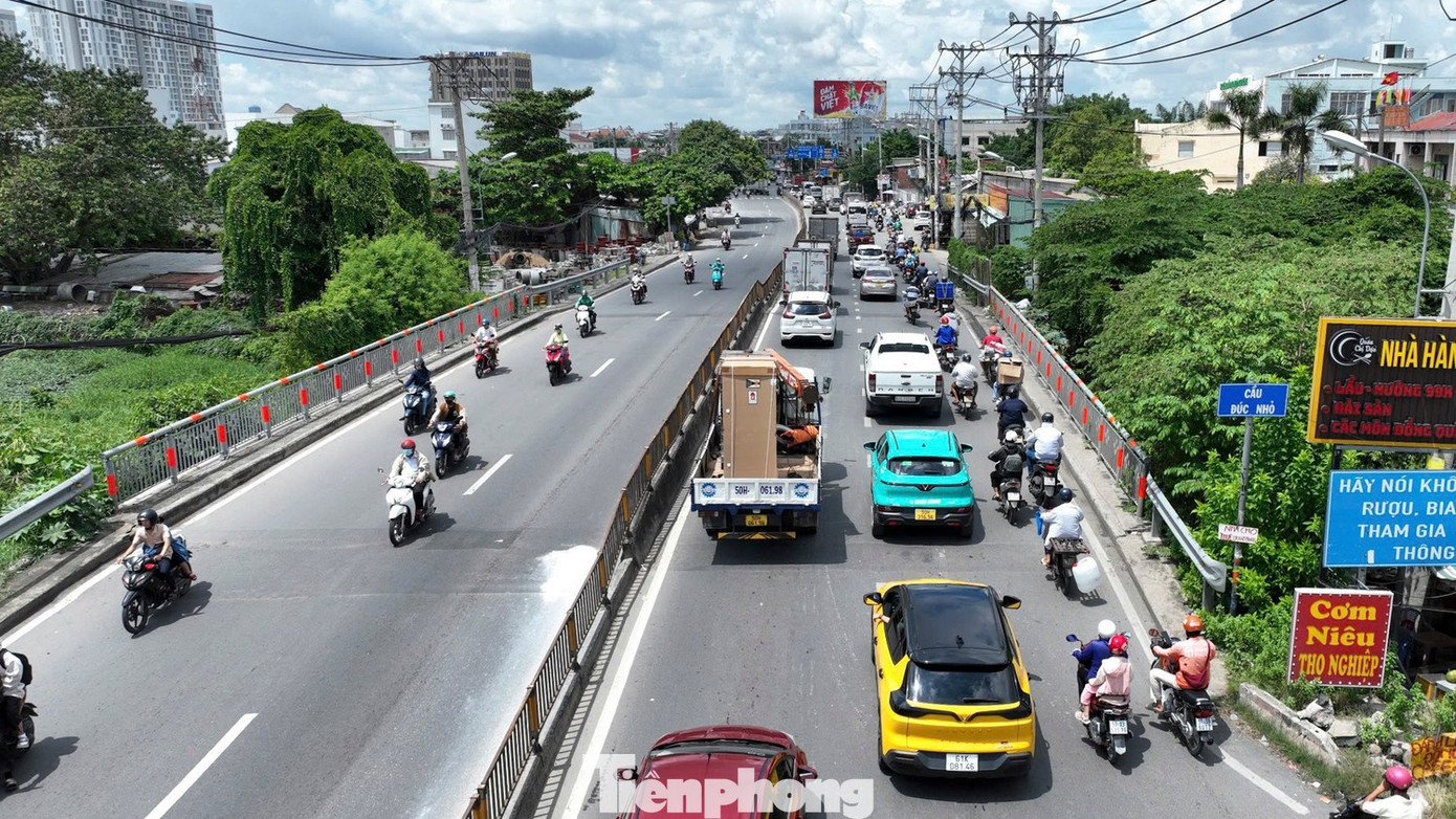 Quốc lộ 13 trước khi được chi 14.000 tỷ mở rộng mặt đường 60m - Ảnh 8