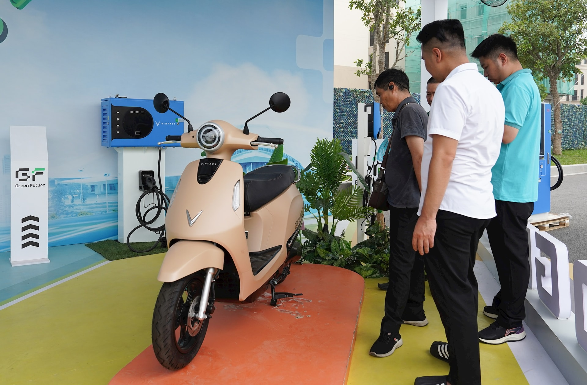 Nói thật là, sao Honda và nhiều hãng Nhật lại cần đến 2 - 3 năm nữa để “chuyển đổi xanh” trong khi chính sách đã định từ lâu - Ảnh 3