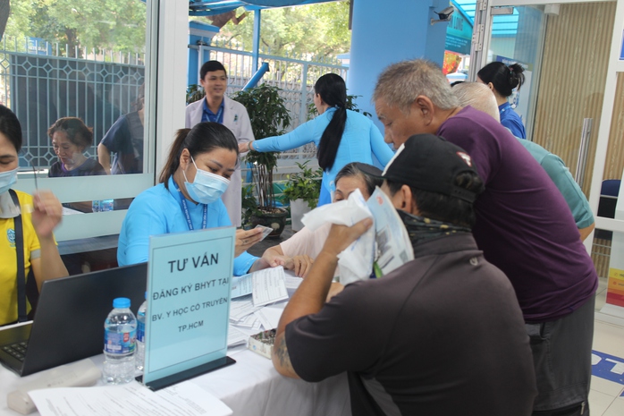 Khám BHYT vào ngày nghỉ, ngày lễ có được thanh toán? - Ảnh 1