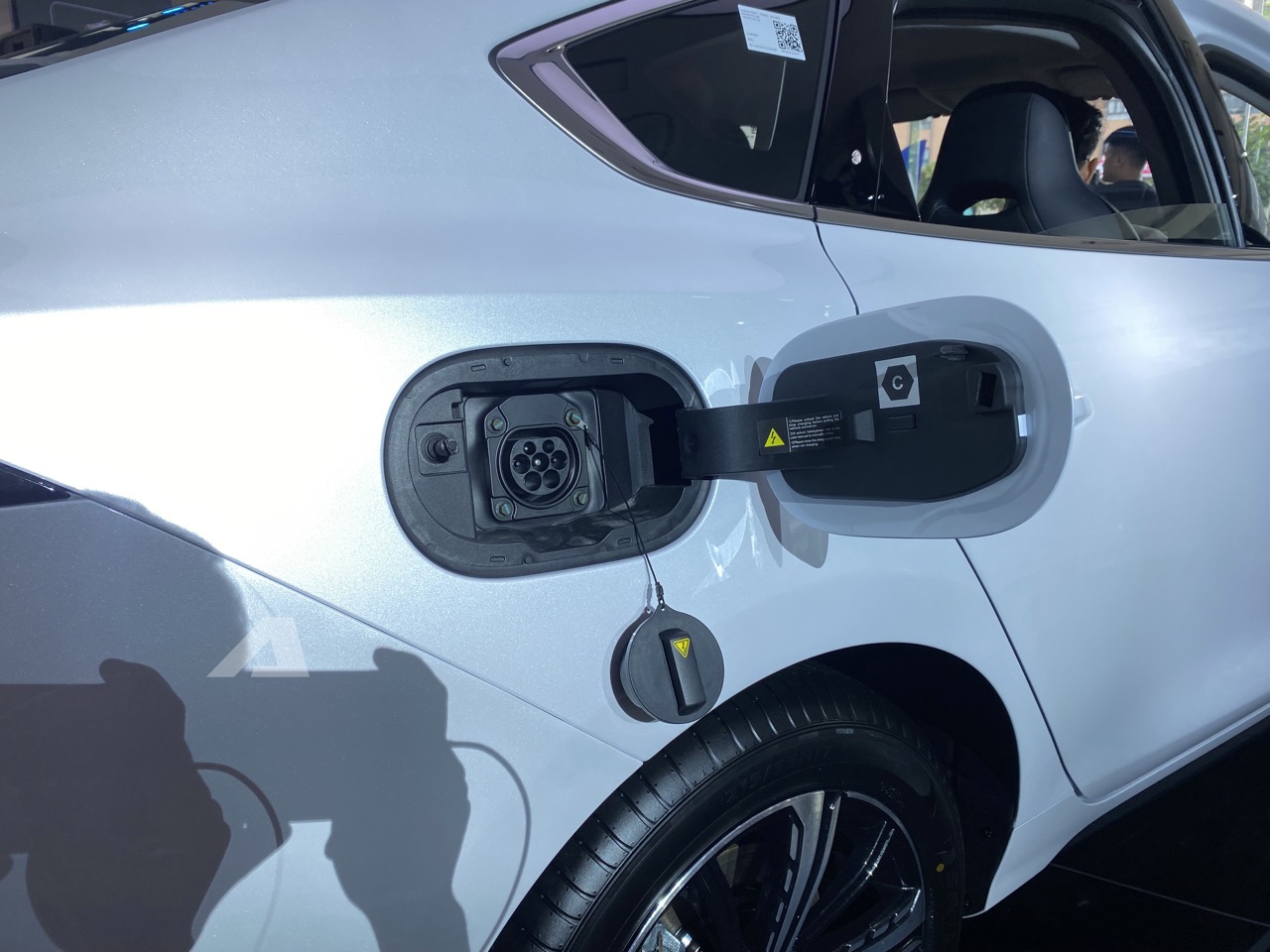 BYD Seal 5 ra mắt Việt Nam: Giá 696 triệu đồng, cùng cỡ Civic, máy hybrid cắm sạc tiêu thụ 3,8 lít/100km - Ảnh 15