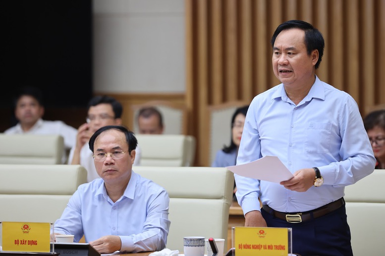 Thủ tướng: Không tạo "giấy phép con", giảm gánh nặng hành chính cho doanh nghiệp trong hoạt động hợp chuẩn, hợp quy - Ảnh 4