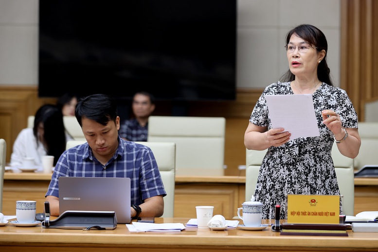 Thủ tướng: Không tạo "giấy phép con", giảm gánh nặng hành chính cho doanh nghiệp trong hoạt động hợp chuẩn, hợp quy - Ảnh 6