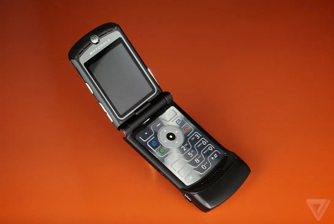 Huyền thoại Motorola tham vọng đua tranh với iPhone, Samsung ở Việt Nam: Liệu có quá "ảo tưởng sức mạnh"? - Ảnh 6