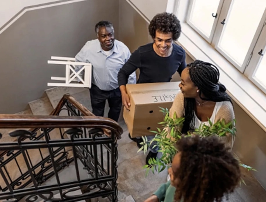 Sửng sốt về thế hệ “ký sinh trùng”: Con 30 tuổi vẫn bám víu, cha mẹ oằn lưng gánh nợ khi bị biến thành “ngân hàng sống” - Ảnh 1